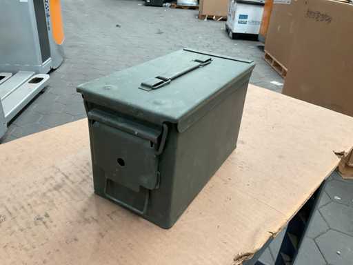 Ammo box (4x)
