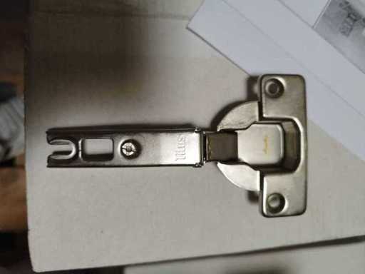   Furniture hardware - Clip (401)