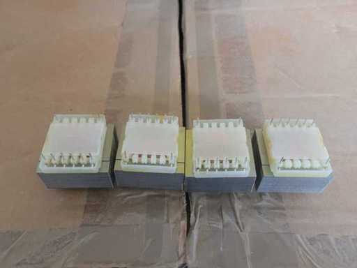 Transformers (1300x)