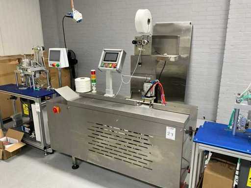 Face mask elastic sealing line