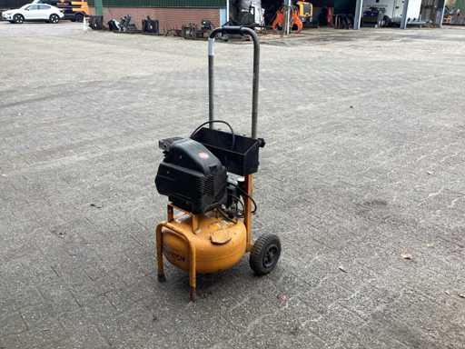 2008 Stanley Bostitch Zuigercompressor