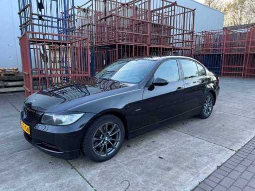 BMW 3 Series 318i Sedan 05-SG-GN z 2006 roku