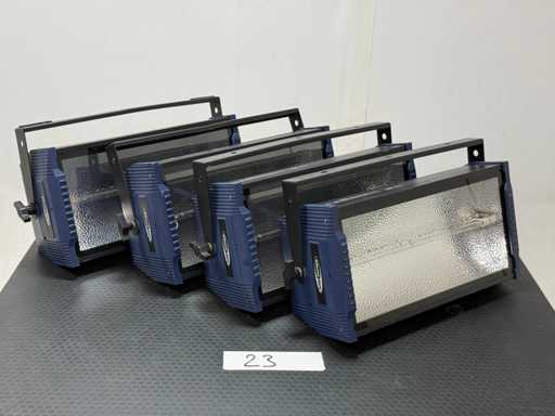 Showtec - 2017 - Titan Strob - Spotlights (4x)