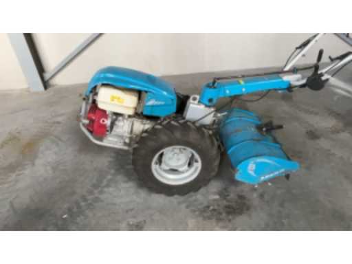 96095b8f-e834-40b4-9313-ea4020522f61.mp4