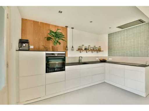 Kvik - Keuken met apparatuur