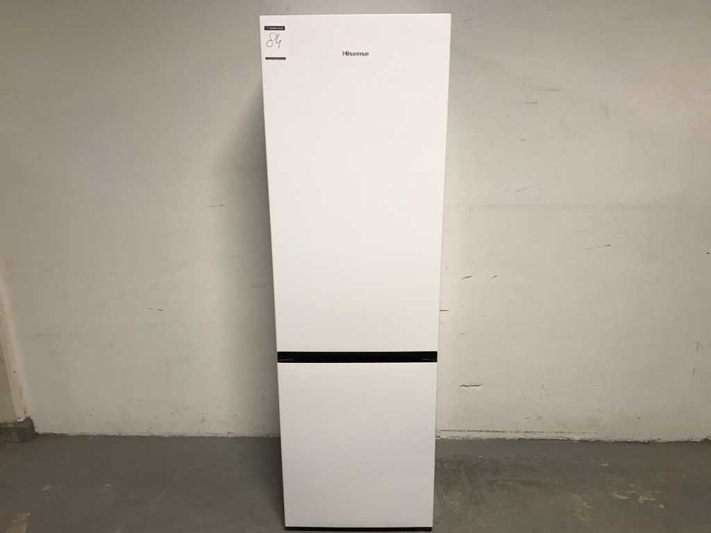 ETNA RB329N4AWE Freestanding fridge-freezer combination