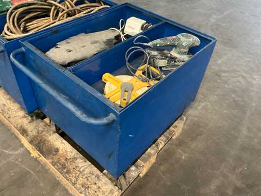 Werkzeugwagen inkl. Werkzeug