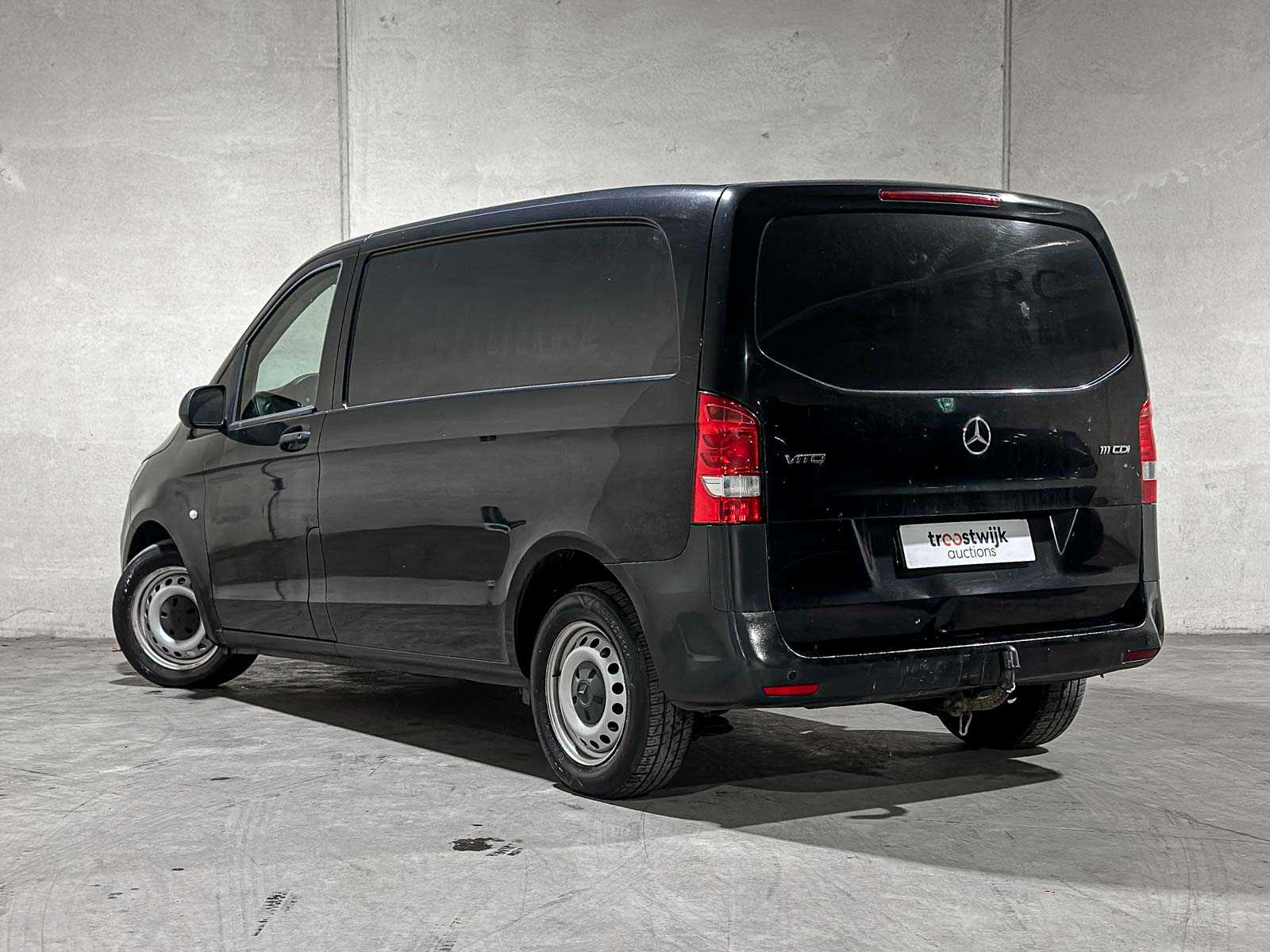 Mercedes-Benz Vito 111 CDI Lang 114pk 2017 Bedrijfswagen, VNZ-43-H