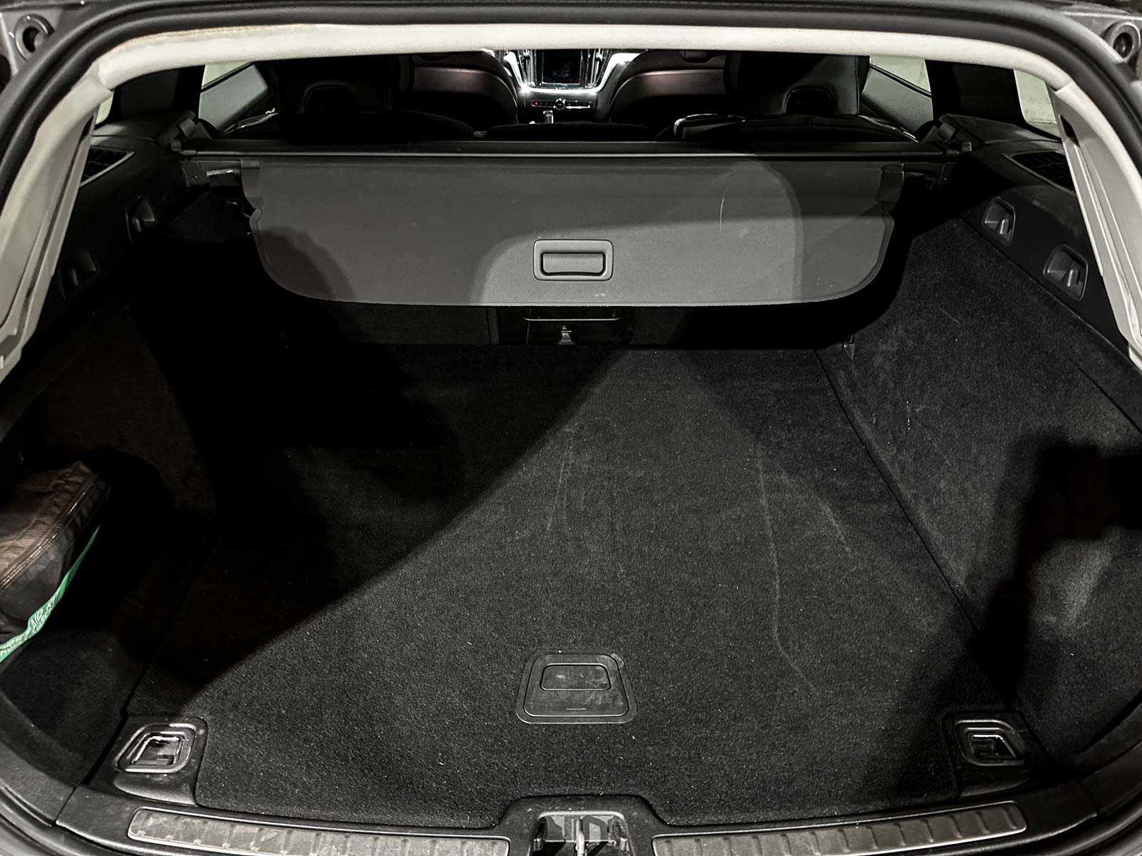 Volvo V60 2.0 B3 Momentum Advantage 163pk 2020 (Origineel-NL+1e eigenaar), K-370-BF