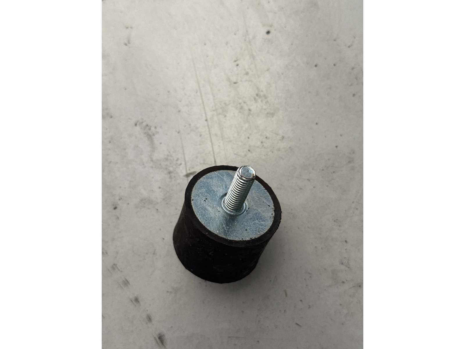 780x AV-Bobbin-Mount Vibration Damper OD 40×30 mm M8 – Mahle