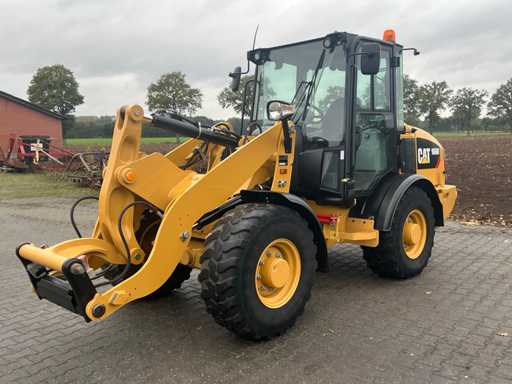 2019 Caterpillar 906M Shovel / Wiellader