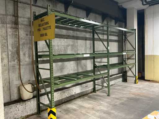 Pallet racking