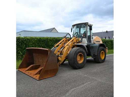 Liebherr - 2004 - L534 - Shovel