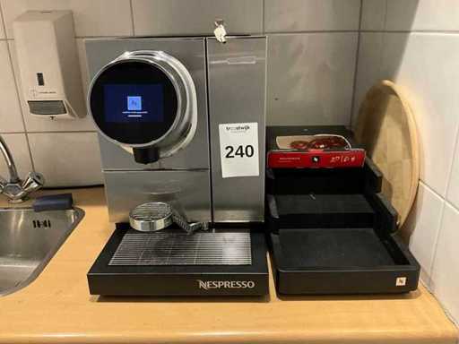 Ekspres do kawy Nespresso Momento 100