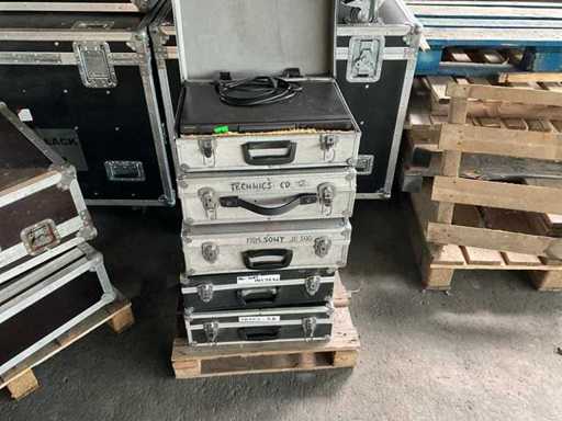 CD player (5x)