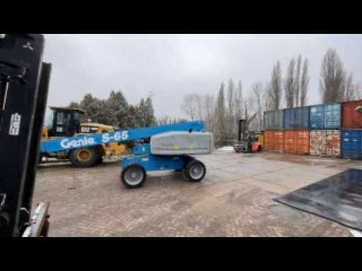 65bc0b84-370a-4dea-8c3e-62221cdfbde0.mp4