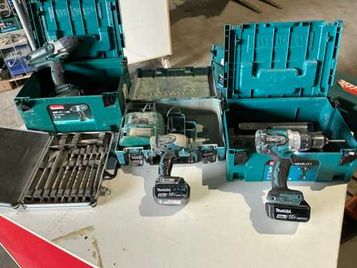 Makita Batteriewerkzeug (3x)