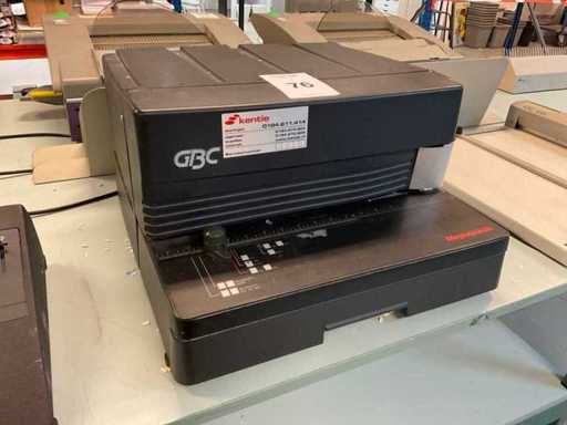Macchina perforatrice GBC Magnapunch
