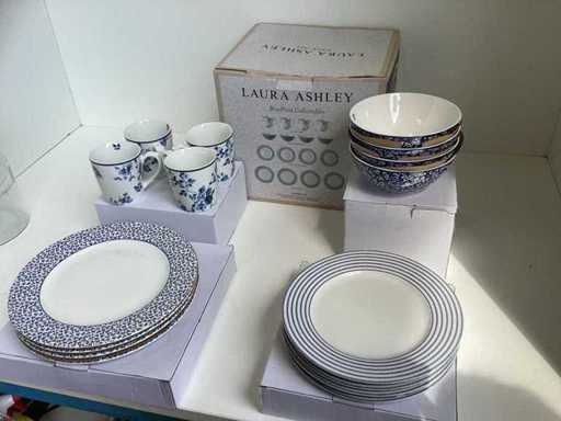 Laura Ashley Tafel- und Glaswaren – Baupläne für Sammlerstücke – 4 Personen