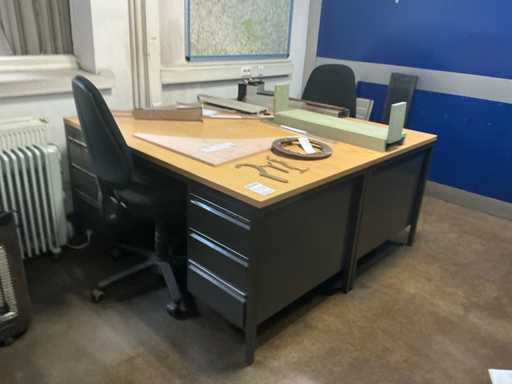 Desks (2x)