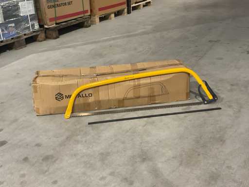 2025 Pi?a kab??kowa Metallo SAW