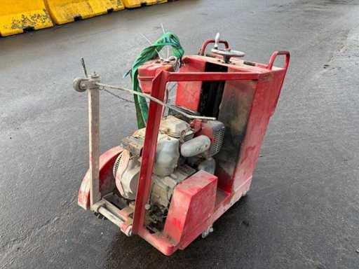NORTON - CS 1P10 - Concrete saw and asphalt sawing machine