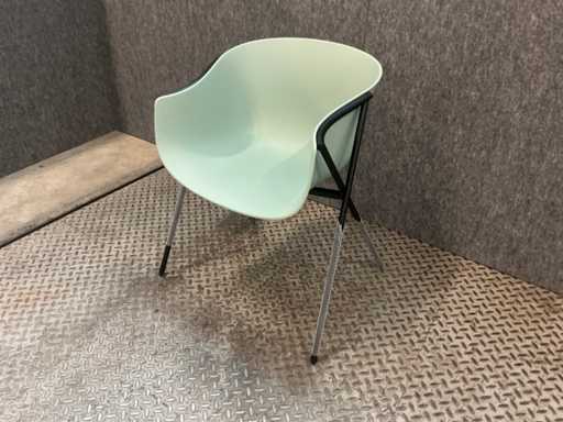 Véritable chaise « Design Ondaretta »