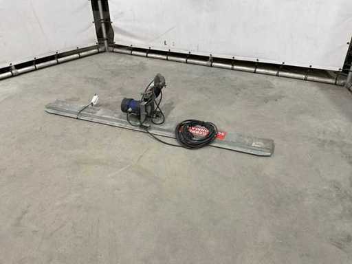 Machine de nivellement à béton