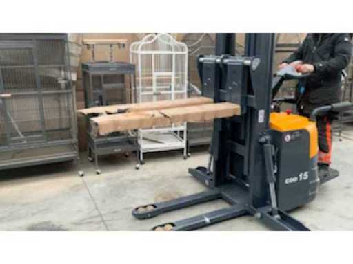 0368fa89-7b44-43cc-81d6-e306a8daab96.mp4