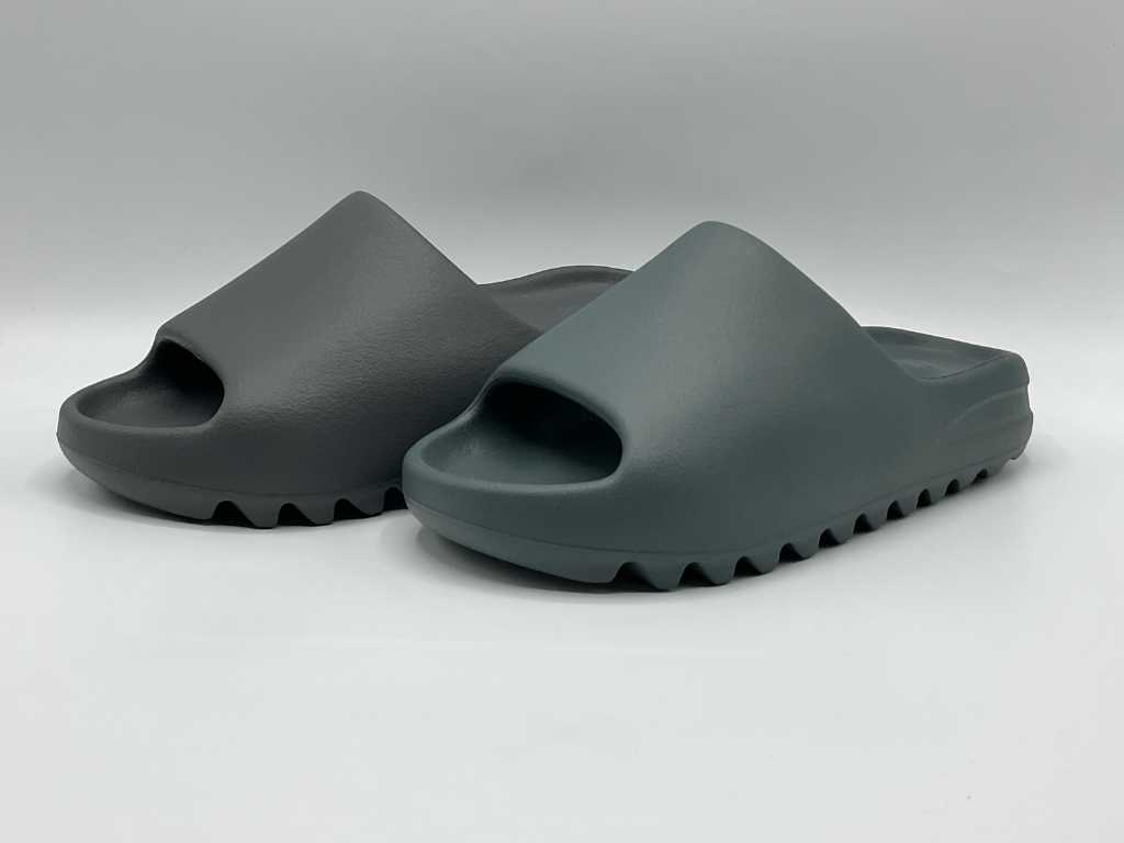 Adidas Yeezy Slide Pantofola 39 (3x)