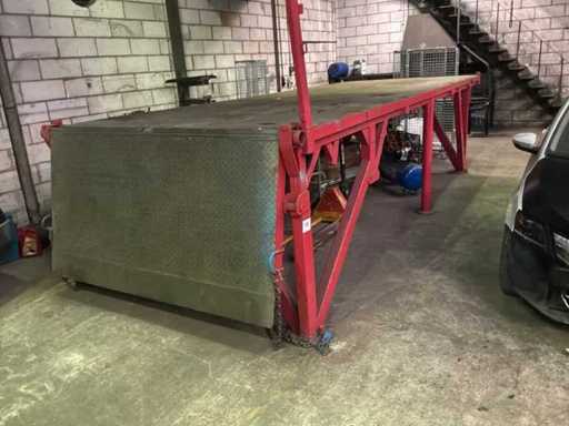 Laadperron/ verhoogd werkplatform