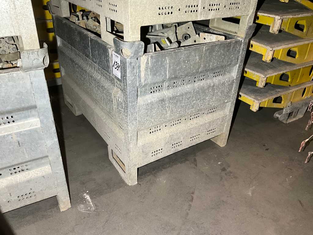 Doka reusable container with formwork accessories (c-1387)