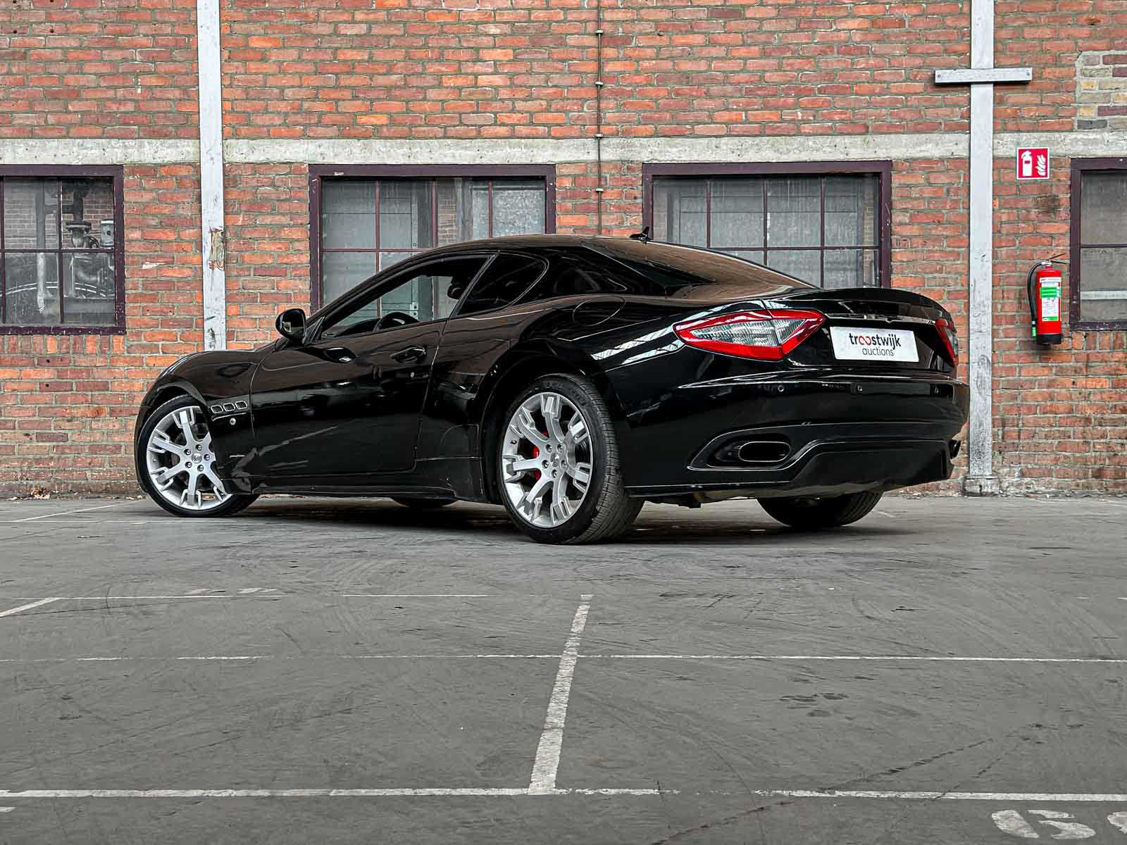 Maserati GranTurismo 4.7 V8 460pk 2016