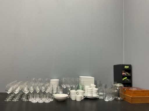 Arzberg Partia ró?nych naczy? i szk?a