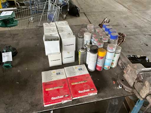 Batch of paint/contractors material