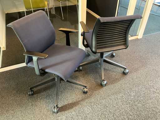 Steelcase Office Chair (2x)