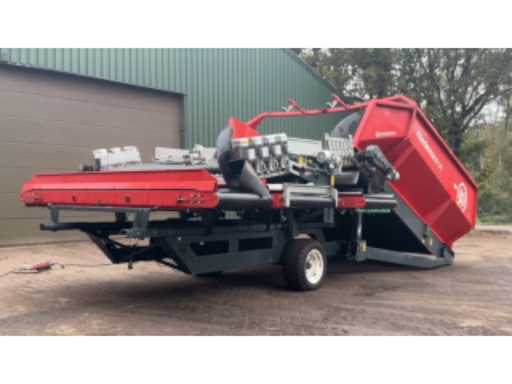 188072e4-1977-4bad-9a1b-4fff3ee0339c.mp4