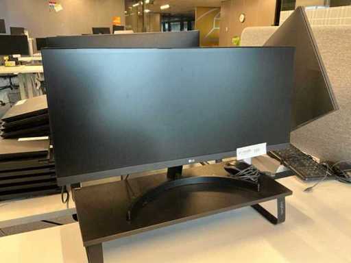 LG 29WL500 Monitor