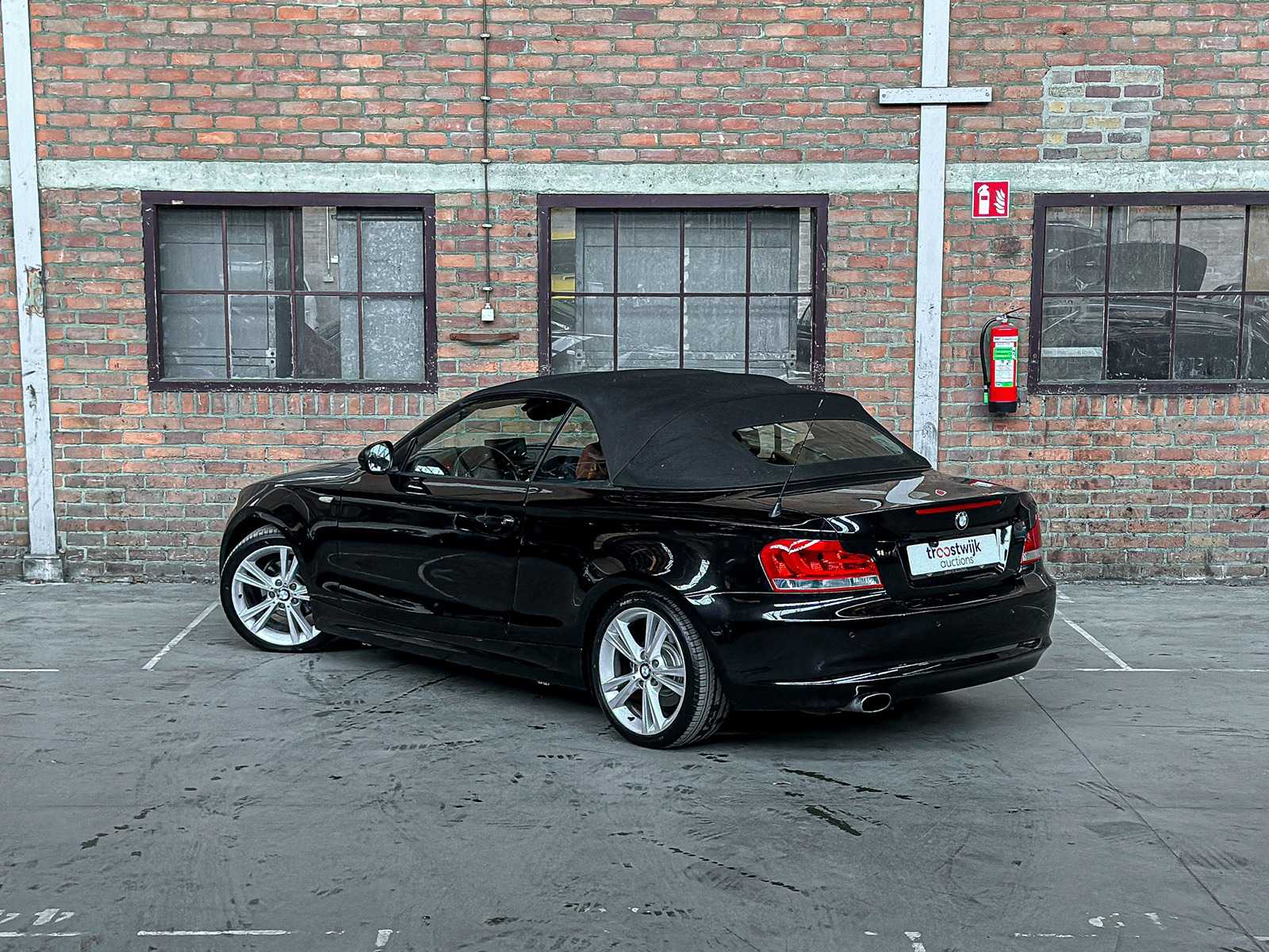 BMW 118i Cabrio High Executive 1-serie 143pk 2011, L-752-XS