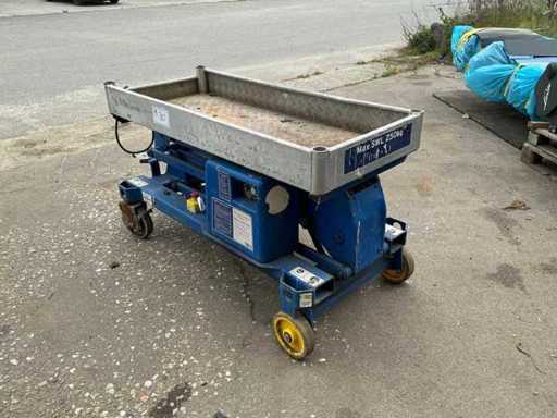 2010 POWER TOWERS Power Tower Push-Arround-Scherenlift