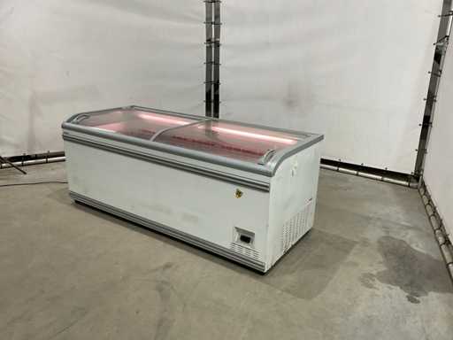 AHT Paris 210(S)l vs Réfrigérateur-congélateur combiné