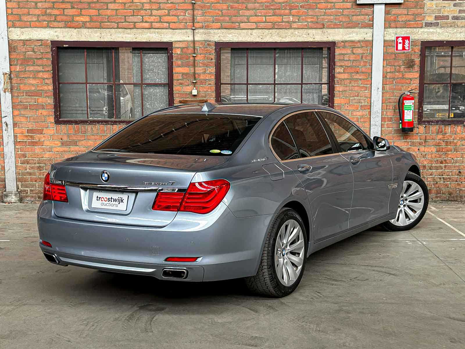 BMW ActiveHybrid7 F04 4.4 V8 465pk 2010 Youngtimer (70.000 km)