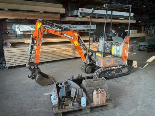 Mini pelle Doosan DX17 2017