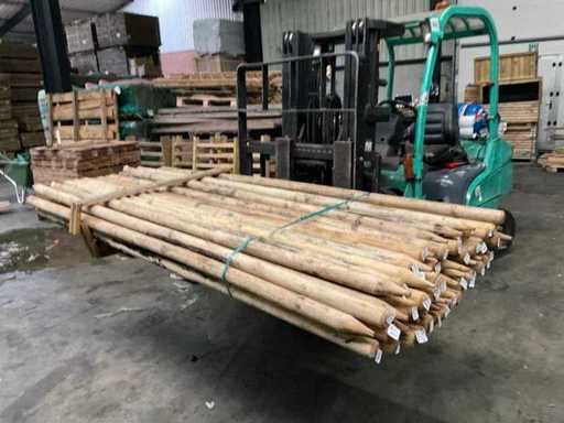 Perche en épicéa ronde, imprégnée et pointue - 250x6x6 cm (66x)