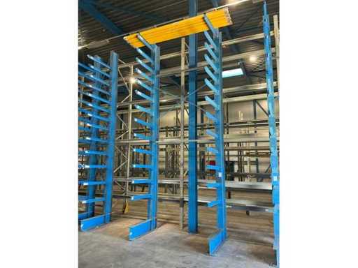 Cantilever rack