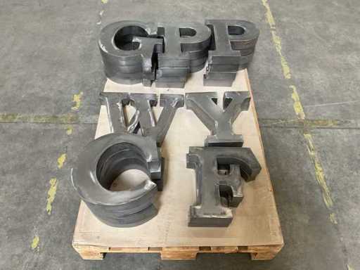 Lettres décoratives de fête, 17 pièces