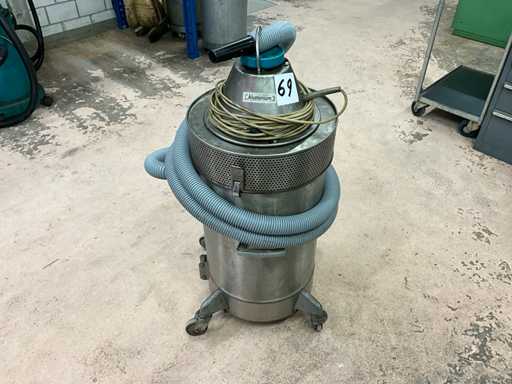 Wetrok industrial vacuum cleaner