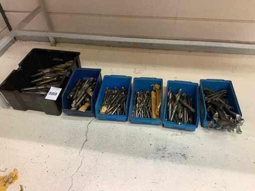 Różne narzędzia i narzędzia