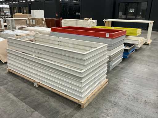 Serie di telai per porte