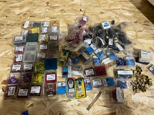 Partij Tirex accupoolklem, zekering, kabelschoenen en toebehoren